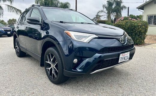2017 Toyota RAV4 SE