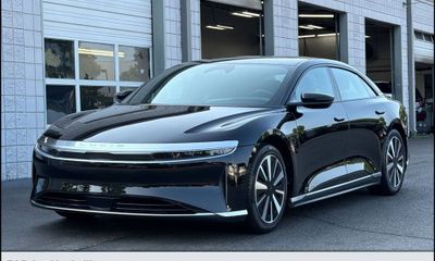 2024 Lucid AIR Pure