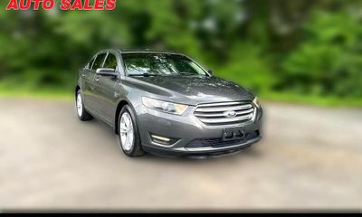2015 Ford Taurus SEL