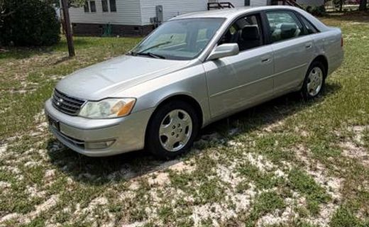 2004 Toyota Avalon XL