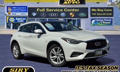 2019 Infiniti QX30 Essential