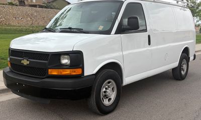 2015 Chevrolet Express 2500