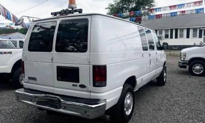 2013 Ford E-350 E 350 Super