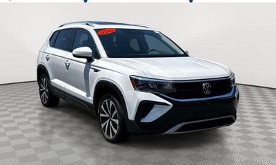 2024 Volkswagen Taos SE