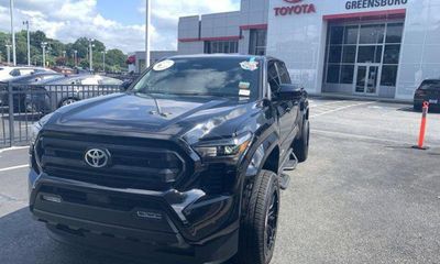 2024 Toyota Tacoma SR5