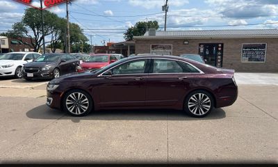 2017 Lincoln MKZ Select