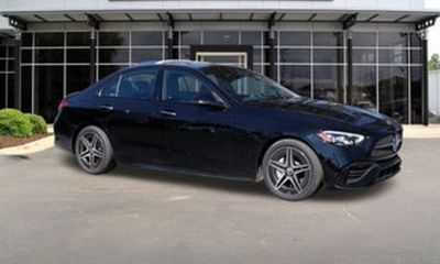 2025 Mercedes-Benz C-Class C300