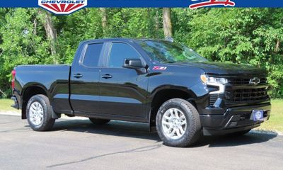 2024 Chevrolet Silverado RST