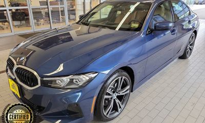 2023 BMW 330I xDrive