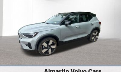 2026 Volvo EX40 Plus