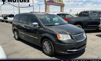 2011 Chrysler Town AND Country Limited