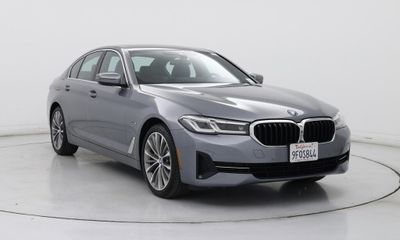 2023 BMW 530E Hybrid Plug