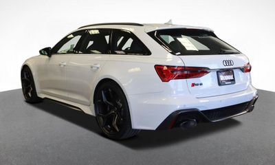 2024 Audi RS 6 Avant Quattro