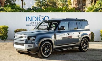 2025 Land Rover Defender 110 S