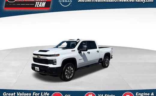2025 Chevrolet Silverado HD Custom
