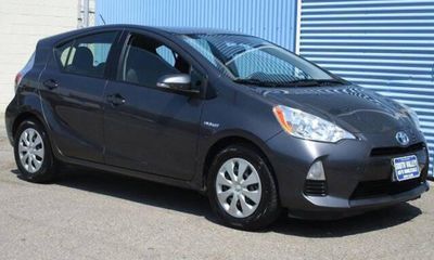 2014 Toyota Prius C TWO