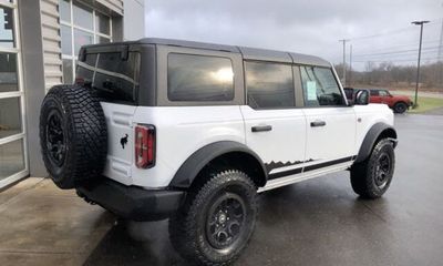 2023 Ford Bronco Base Big Bend