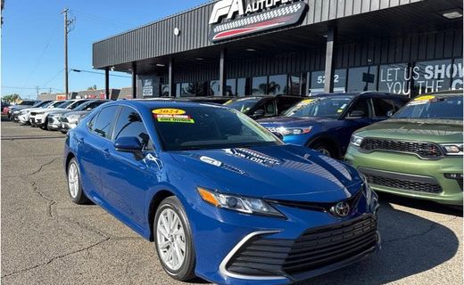 2024 Toyota Camry LE
