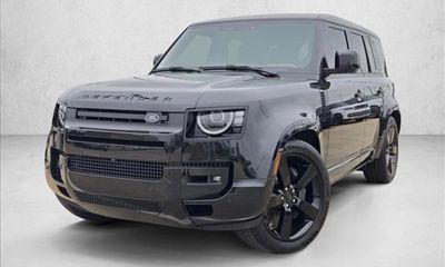 2026 Land Rover Defender 110 SE