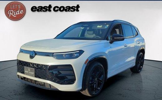2026 Volkswagen Tiguan SE Black