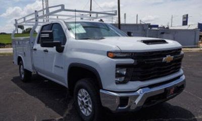 2026 Chevrolet Silverado HD Custom