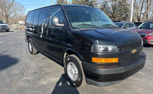 2018 Chevrolet Express LS
