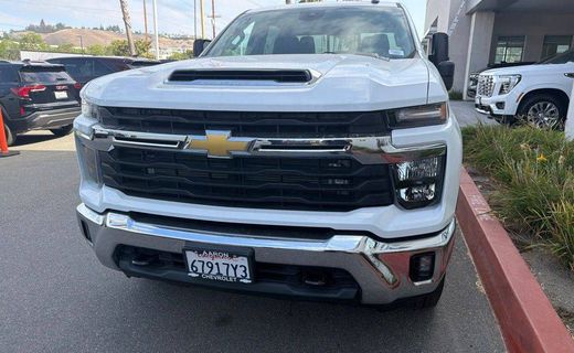 2024 Chevrolet Silverado HD LT