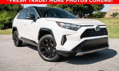 2024 Toyota RAV4 XSE