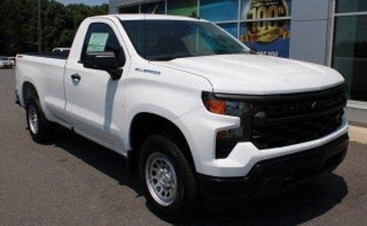 2026 Chevrolet Silverado Custom