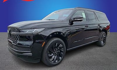 2025 Lincoln Navigator L Reserve