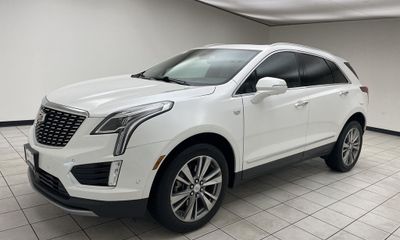 2022 Cadillac XT5 Premium Luxury