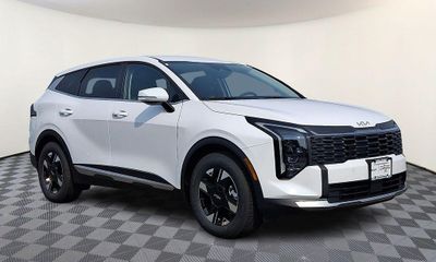 2026 Kia Sportage LX