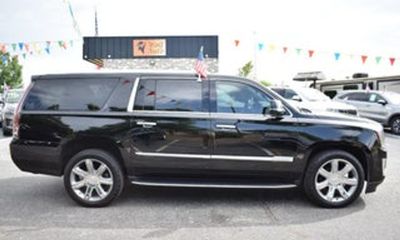 2020 Cadillac Escalade ESV Luxury