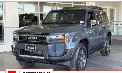 2027 Toyota Land Cruiser Base