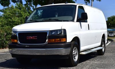 2024 GMC Savana 2500