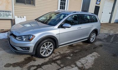 2017 Volkswagen Golf Alltrack