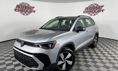 2025 Volkswagen Taos 4Motion S