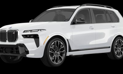 2025 BMW X7 M60I