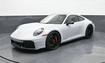 2026 Porsche 911 Carrera GTS 4