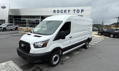 2026 Ford Transit Medium Roof