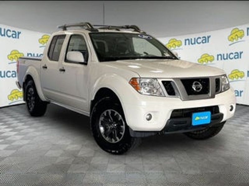 2019 Nissan Frontier — a typically priced live listing