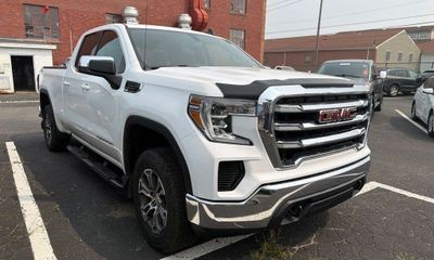 2021 GMC Sierra SLE