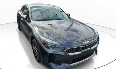2022 Kia Stinger GT Line