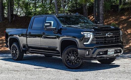 2026 Chevrolet Silverado HD High Country