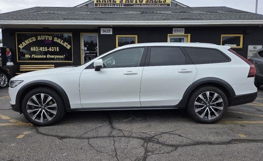 2022 Volvo V90CC Inscription
