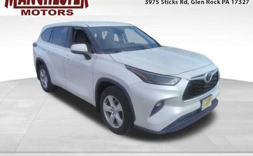 2022 Toyota Highlander LE