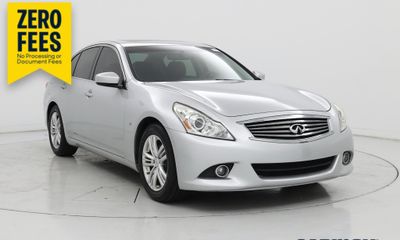 2015 Infiniti Q40 Standard