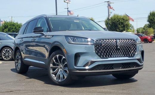 2026 Lincoln Aviator Base