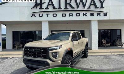 2023 GMC Canyon AT4X