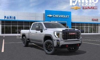 2026 GMC Sierra HD AT4